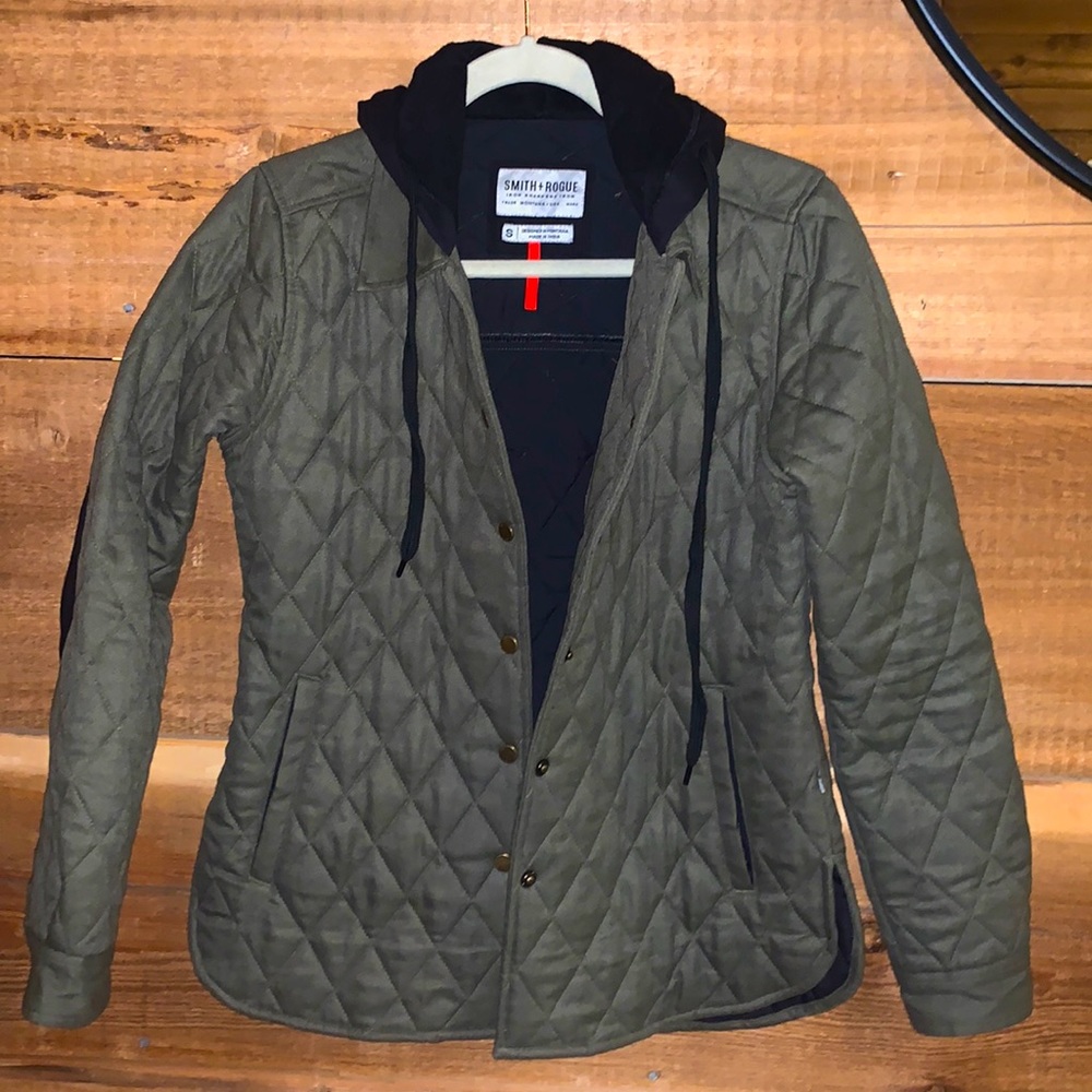 Womens Small Smith and Rogue olive green hooded quilted jacket